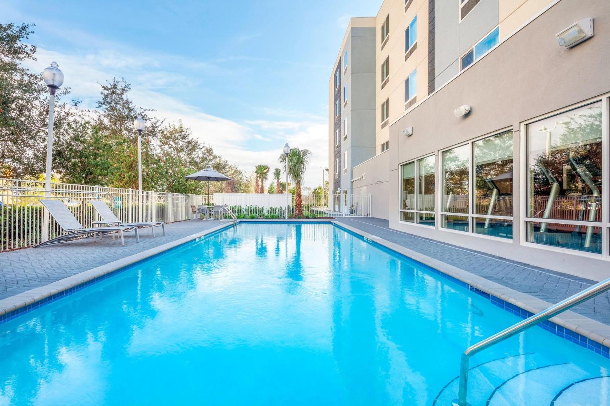Towneplace Suites By Marriott Orlando Altamonte Springs/Maitland Bagian luar foto
